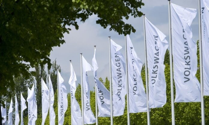 Τουρκία: Πολιτικά υποκινούμενη η απόφαση για μη επένδυση της VW στη χώρα