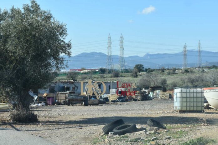 Αρπαγή 16χρονης: Αποκλειστικές φωτογραφίες από το «κολαστήριο»-(ΦΩΤΟ)