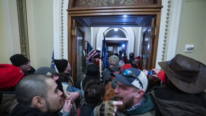 ΗΠΑ: Αυτοκτόνησε βετεράνος αστυνομικός στο Καπιτώλιο λίγες ημέρες μετά την εισβολή