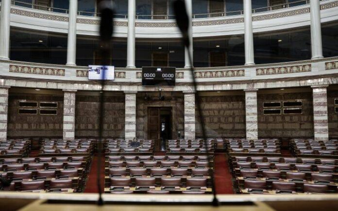 Βροχή νομοσχεδίων στη Βουλή – Νέο σύστημα προσλήψεων στο Δημόσιο