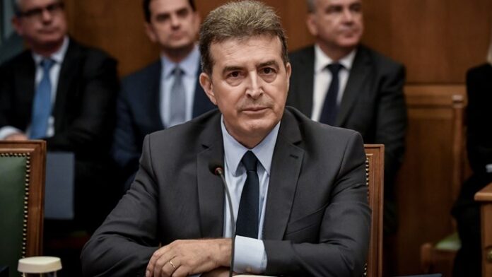 Χρυσοχοΐδης: Δεν θα διαλύονται συγκεντρώσεις από πέντε προβοκάτορες