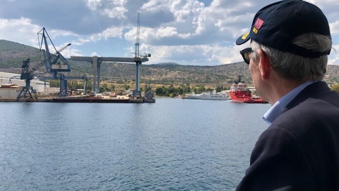 Στον «αέρα» τα ναυπηγεία Σκαραμαγκά – Οι Αμερικανοί και η πολυαναμενόμενη πρόταση