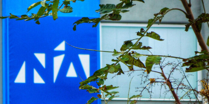 Γιατί έχει γίνει «πυριτιδαποθήκη» η Νέα Δημοκρατία με μουρμούρες, απογοήτευση, δυσφορία και οργή;