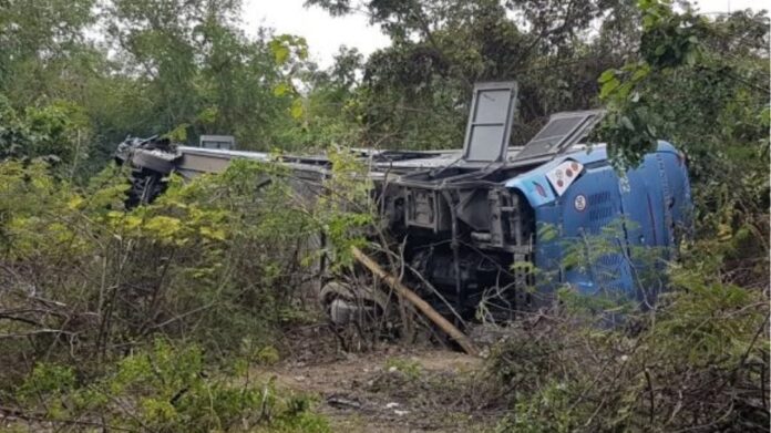 Κούβα: Τουλάχιστον δέκα νεκροί από τροχαίο δυστύχημα με λεωφορείο που μετέφερε δασκάλους