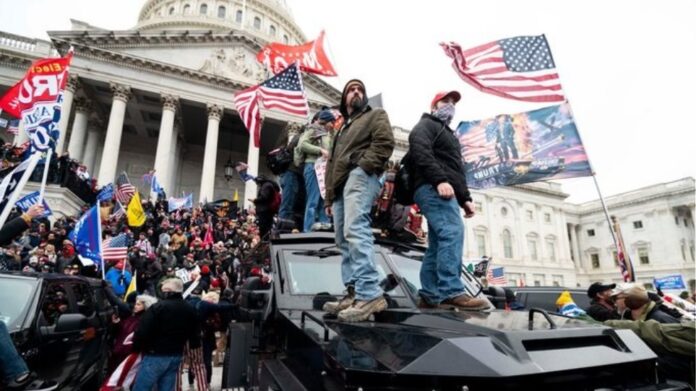 «Κόκκινος συναγερμός» από το FBI: Σχεδιάζονται ένοπλες κινητοποιήσεις σε όλα τα Καπιτώλια!