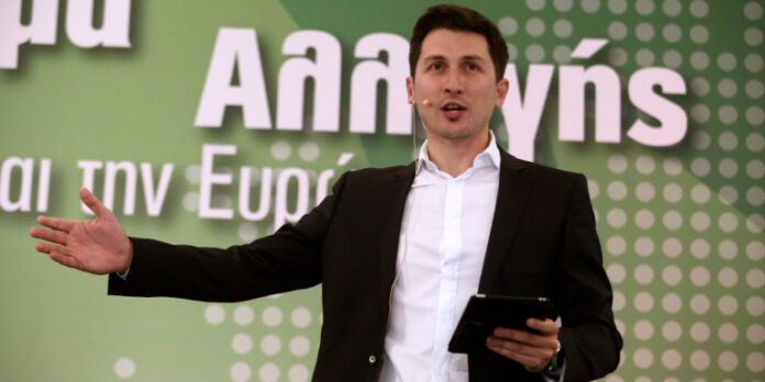 Χρηστίδης: Ξεκινάμε τις διερευνητικές χωρίς αυτό να έχει επιβεβαιωθεί σε συμβούλιο πολιτικών αρχηγών