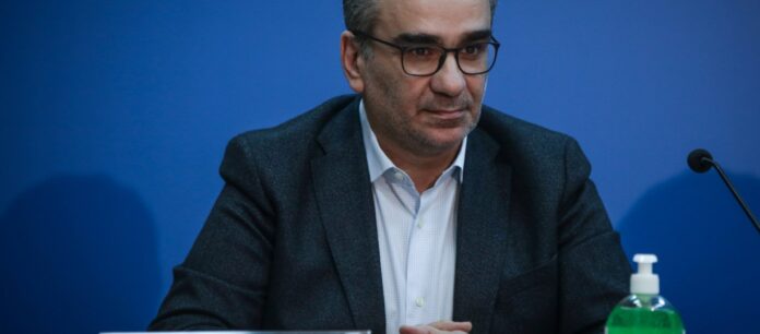 Β. Κοντοζαμάνης: Υποχρεωτικός εμβολιασμός υγειονομικών έως την 1η Σεπτεμβρίου