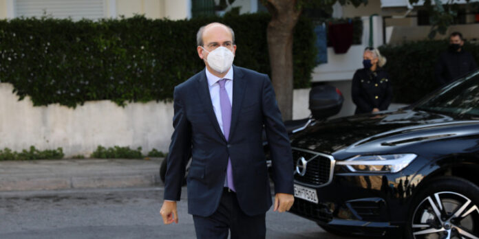 Η καυτή ατζέντα του υπουργείου Εργασίας -Εκκρεμείς συντάξεις, επικουρικές και Εργασιακό