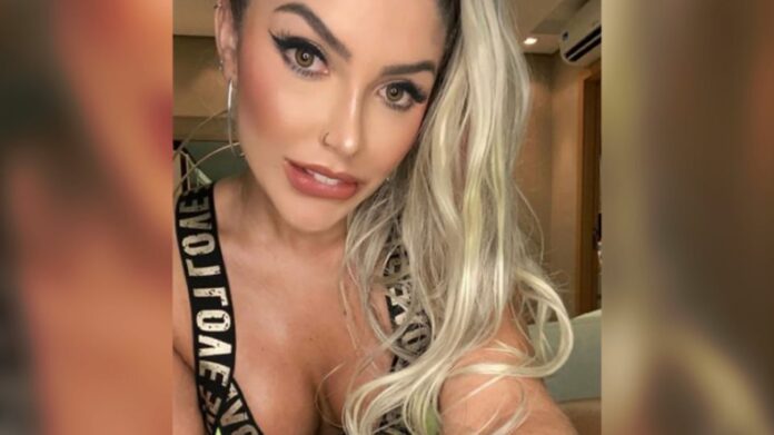 Την… ευχή του Ποντίφικα ζητά μοντέλο για την γυμνή φωτογράφισή της στο Playboy-(ΦΩΤΟ)