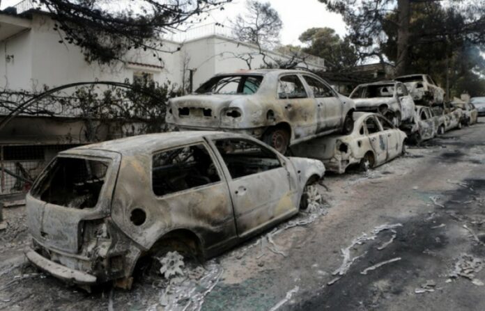 «Βόμβα» Σγουρού: Πατούλης και Δούρου με κοινό δικηγόρου κατά των πληγέντων σε Μάτι-Μάνδρα;