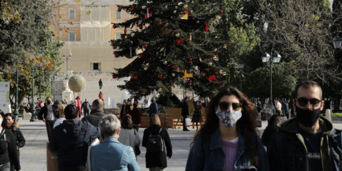 Πρωτοχρονιά: Με SMS και μέτρα και η πρώτη ημέρα του 2021 -Τι ισχύει για τις μετακινήσεις