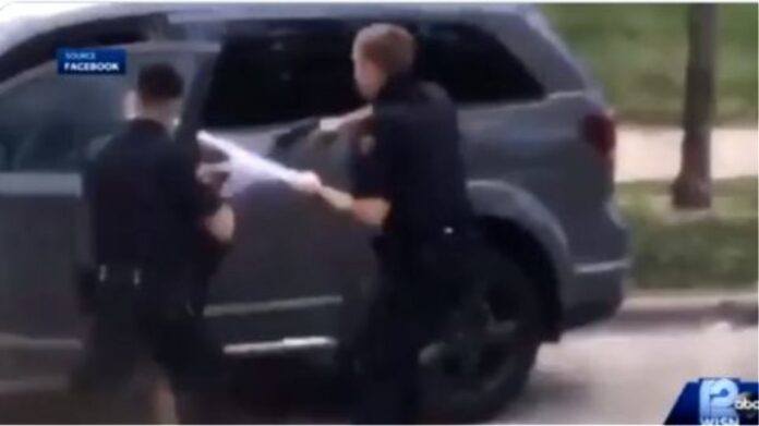 ΗΠΑ: Αθώος ο αστυνομικός που πυροβόλησε τον Τζέικομπ Μπλέικ