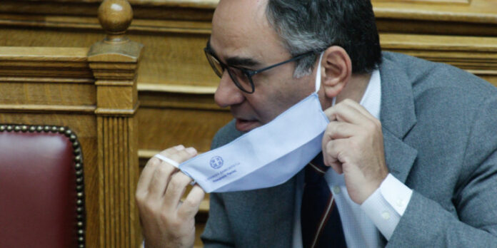 Κοντοζαμάνης μετά την κατακραυγή: Η δήλωσή μου παραποιήθηκε – Δεν μίλησα για ευθύνες γιατρών