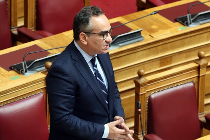 Κοντοζαμάνης: Καμία δίωξη ή εκφοβισμός σε κανένα γιατρό που κάνει καταγγελίες για την λειτουργία των νοσοκομείων