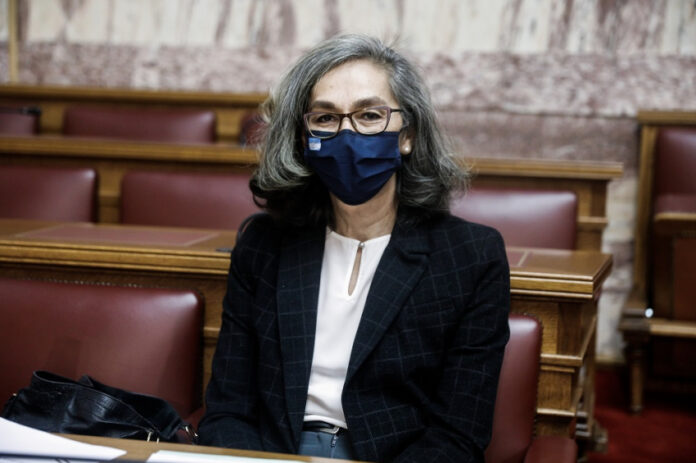 Προπηλακισμός Σακοράφα από την ΕΛΑΣ – «Απλώς την απωθήσαμε» λέει το υπουργείο