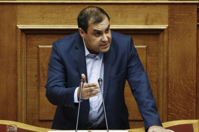 Χυδαία απάντηση Κατσαφάδου μετά τις καταγγελίες Τσίπρα για τραμπουκισμό πρύτανη