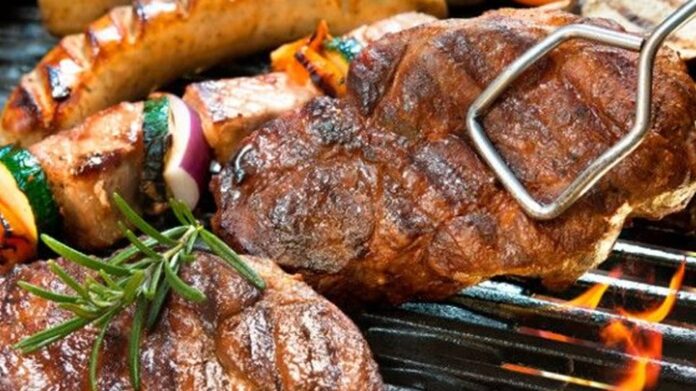 Πώς ένα «αθώο» μπάρμπεκιου στοίχισε τη ζωή ενός ανθρώπου