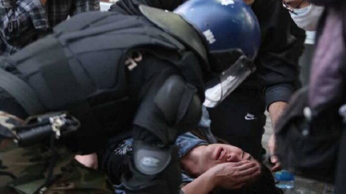 Στο σκαμνί η κυπριακή αστυνομία για υπέρμετρη βία κατά διαδηλωτών-(ΦΩΤΟ)