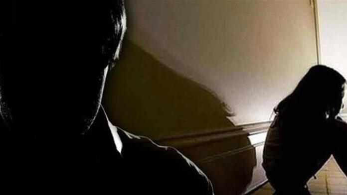 “Τσουνάμι” αποκαλύψεων και στην Κύπρο: Έρχονται διώξεις σε προπονητή, πολιτικό και κληρικό