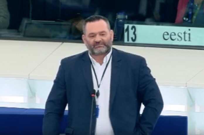 Σε 2.000 σελίδες το αίτημα των Ελληνικών αρχών για άρση ασυλίας του ευρωβουλευτή Γιάννη Λαγού