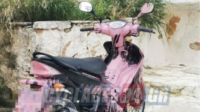 Σύρος: Του έβαψαν… ροζ αυτοκίνητο και μηχανάκι – Στην αστυνομία ο ιδιοκτήτης