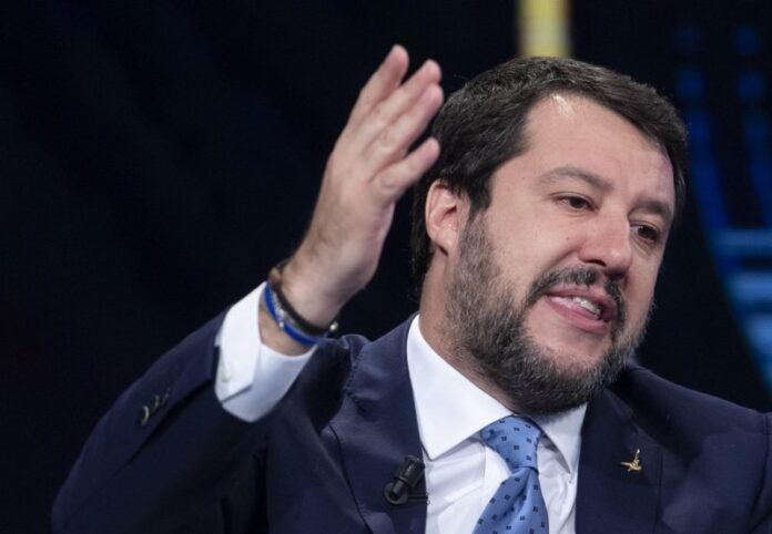 Ιταλία: «Στροφή» του Ματέο Σαλβίνι στο μεταναστευτικό
