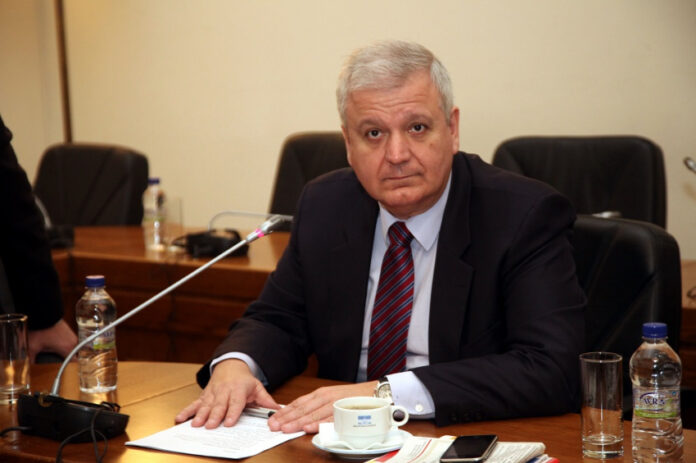 Χρήστος Πρωτόπαπας: Τα κυβερνητικά μέτρα φτάνουν ίσα- ίσα για να κρύβουν τα προβλήματα κάτω από το χαλί