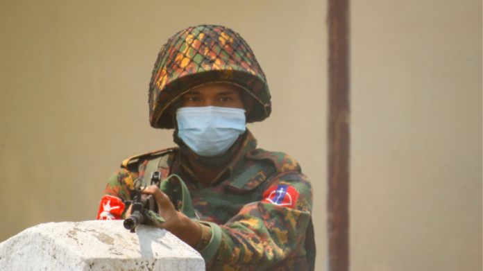 Πραξικόπημα στη Μιανμάρ: Οι ΗΠΑ απομακρύνουν όλο το μη απολύτως απαραίτητο διπλωματικό προσωπικό του