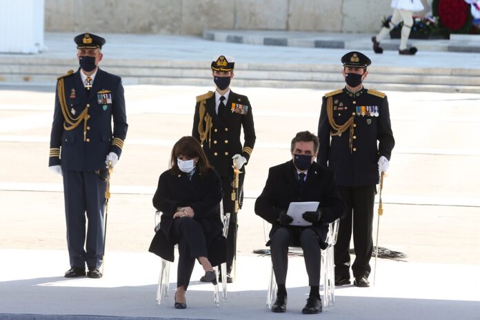 Ενόχληση Γεραπετρίτη για κρούσματα θεσμικής ασέβειας εις βάρος της ΠτΔ