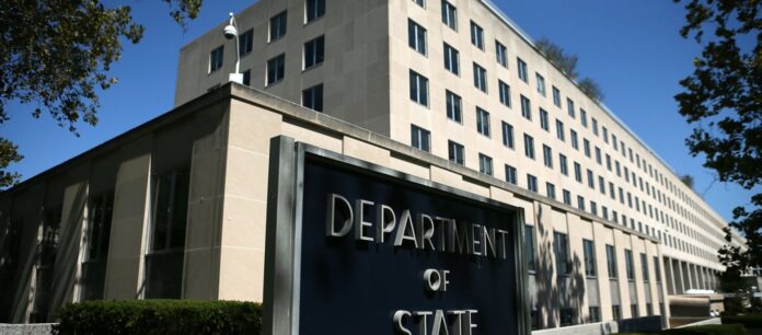 Έκθεση Στέιτ Ντιπάρτμεντ: Κατηγορεί την Ελλάδα για κακομεταχείριση αλλοδαπών και ΛΟΑΤΚΙ