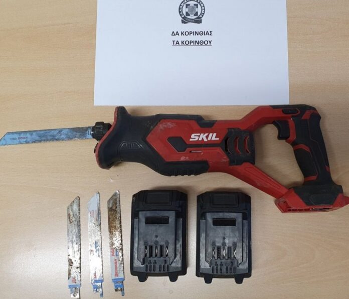 Δύο συλλήψεις στην Κορινθία – Εξιχνιάστηκαν 12 περιπτώσεις κλοπών και αποπειρών κλοπών σε αυτοκίνητα