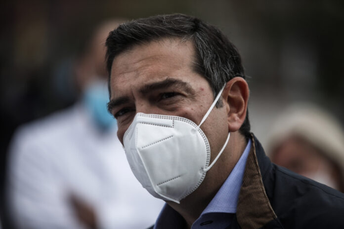 Τσίπρας: Σε «πολεμικό συναγερμό» για 8ωρο και απλήρωτες υπερωρίες