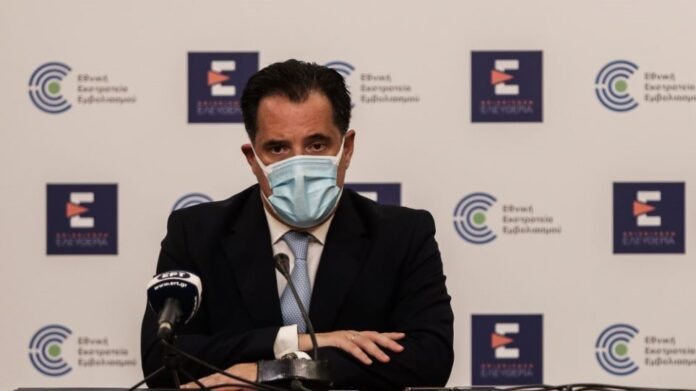 Γεωργιάδης: Δεν υπάρχει ζήτημα γενικού lockdown – Η οικονομία έχει υποστεί μεγάλη ζημιά