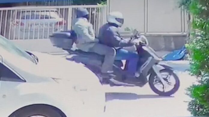 Eκτέλεση Καραϊβάζ: Νέο βίντεο από τη διαφυγή των δύο δολοφόνων