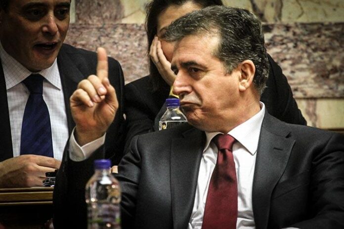 Χρυσοχοιδη άσε τις πλατείες ! – Το πάρτι γίνεται δίπλα στο σπίτι του Κικίλια !!! – (ΦΩΤΟ)