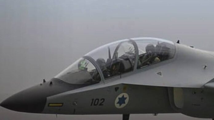 Στη Βουλή η «αποικιακή» σύμβαση των 1,8 δισ. ευρώ με την ELBIT για την εκπαίδευση της ΠΑ