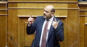 «Γαλάζιες» διαφωνίες για την αναστολή της επανέναρξης του λιανεμπορίου στην Πάτρα