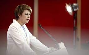 Όλγα Γεροβασίλη: Η πανδημία κορυφώνεται, η κυβέρνηση πειραματίζεται