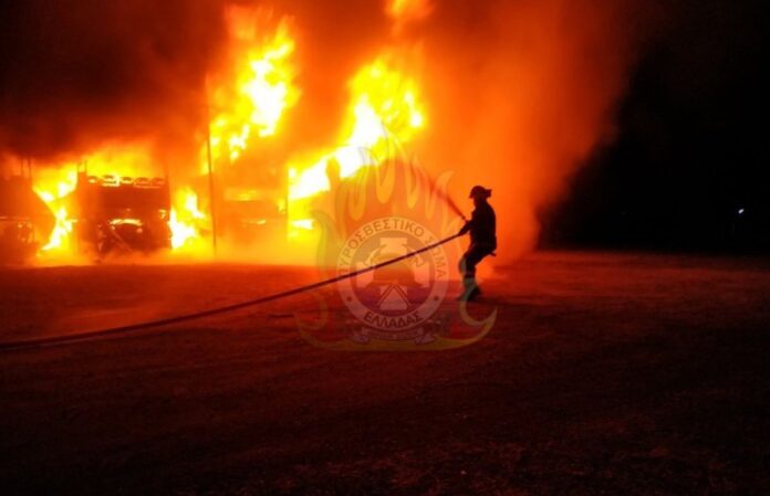 Πυρκαγιά στην Κερατέα