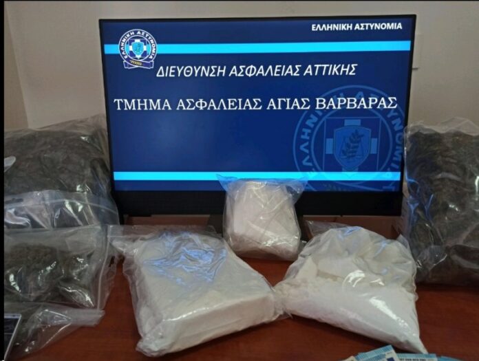 Έκαναν ντελίβερι ναρκωτικών με νοικιασμένα αυτοκίνητα – Δέκα συλλήψεις σε Αγία Βαρβάρα, Κολωνό και Χαϊδάρι (ΦΩΤΟ)