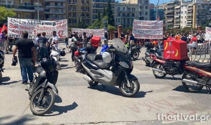 Θεσσαλονίκη: Πορεία διανομέων και εργατικών συνδικάτων στο ΥΜΑΘ (VIDEO)