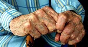 Τρίκαλα: 91χρονος μήνυσε πρώην τραπεζικό υπάλληλο γιατί του «υπεξαίρεσε 500.000 ευρώ»