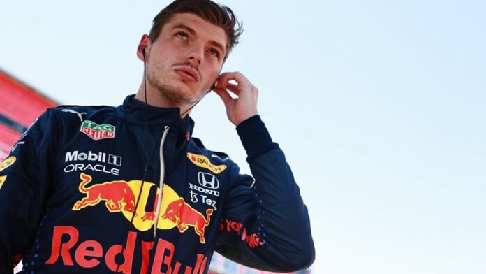 Φερστάπεν για Χάμιλτον: Ασεβείς οι πανηγυρισμοί του – ΦΩΤΟ