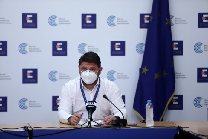 Χαρδαλιάς: Μήνυση και αγωγή για “συκοφαντικό δημοσίευμα” της Εφημερίδας των Συντακτών