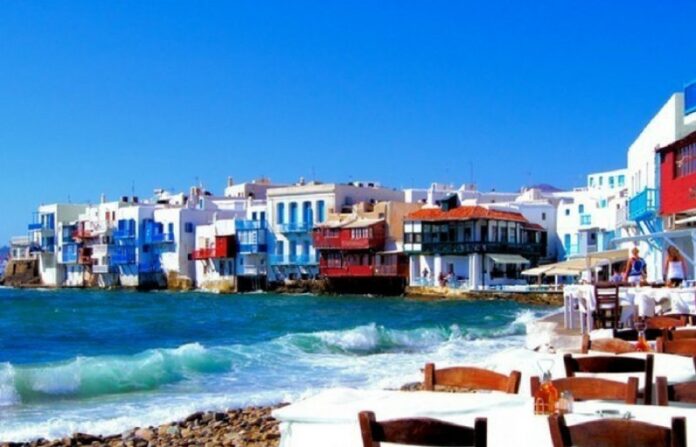 Στη «μαύρη τουριστική λίστα» των γερμανών Κρήτη, Ρόδος, Κως, Μύκονος και Νάξος