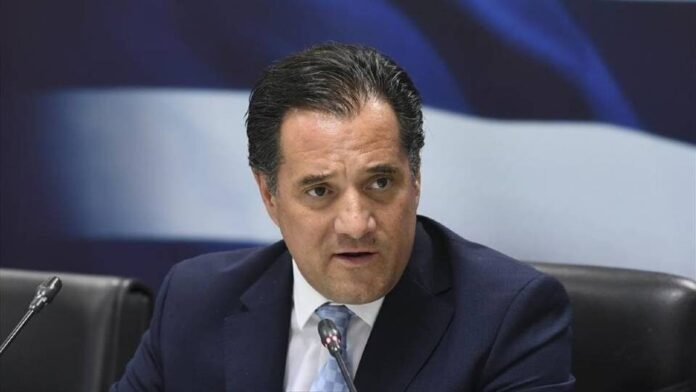 Άδωνις Γεωργιάδης για ανεμβολίαστους: Δε θα μπορούν να πάνε πουθενά