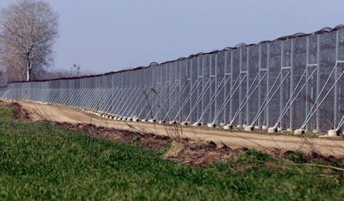 Σε ετοιμότητα ο Έβρος για έκρηξη μεταναστευτικών ροών – (ΦΩΤΟ)