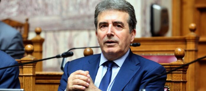 ΑΚΚΕΛ: «Ο Μ.Χρυσοχοΐδης κρύβεται από τους πολίτες – Μετά τις ανακοινώσεις βάλανε την ουρά στα σκέλια» (VIDEO)