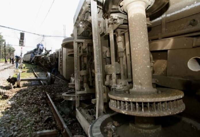 Σέρρες: Εκτροχιασμός δυο βαγονιών που μετέφεραν πετρέλαιο