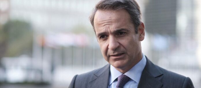 Ο Κ.Μητσοτάκης «ξέχασε» τη μάσκα στη Νέα Υόρκη: «Ανέμελος» ασπάζεται τους ομογενείς – (VIDEO)